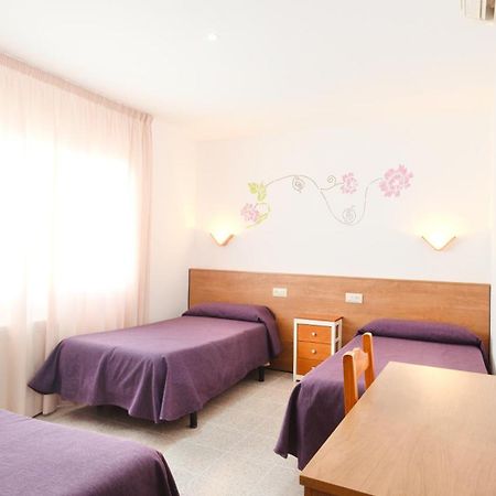טורדמבארה Hotel Paradis מראה חיצוני תמונה